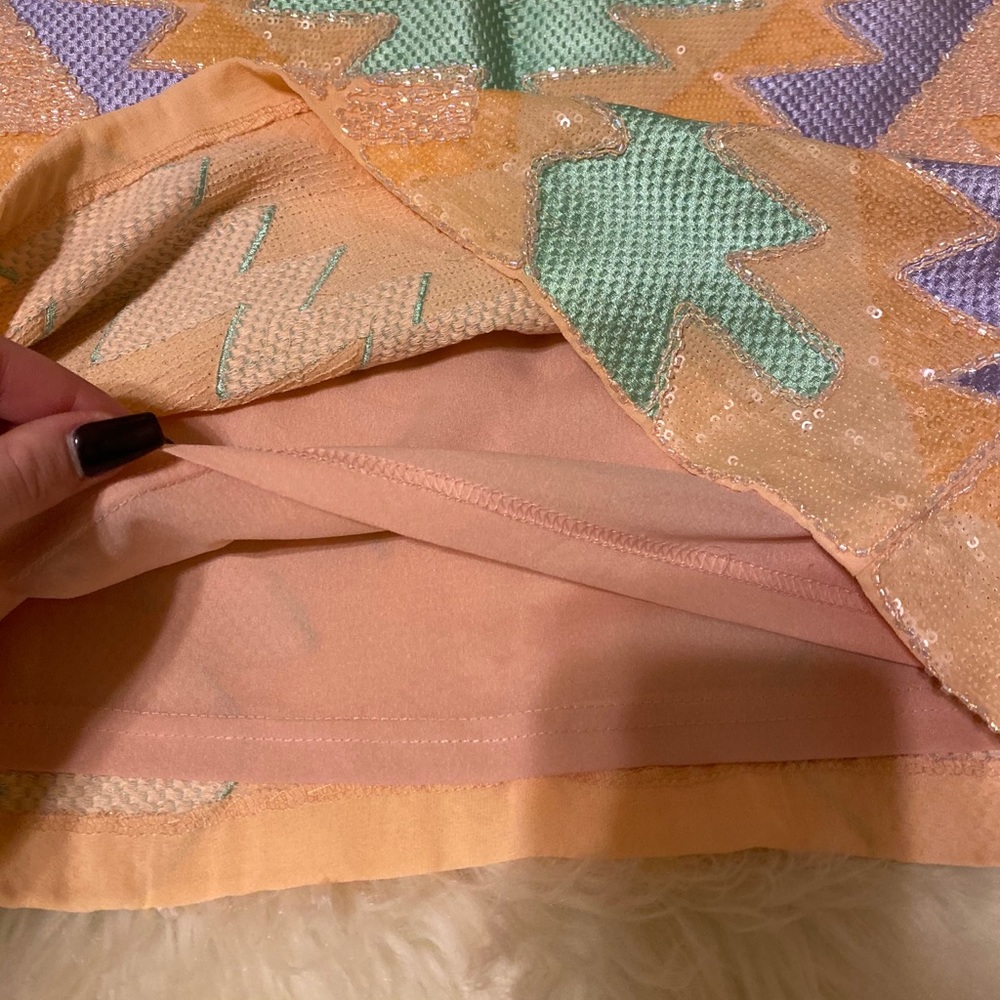 Skirt - Picture 3 of 4
